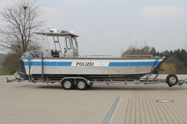 Arbeitsboot, Feuerwehrboot und Rettungsboot: Modell VB-7727-A - Bild 5