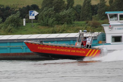 Arbeitsboote, Feuerwehrboote und Rettungsboote